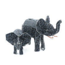 Load image into Gallery viewer, Handmade African wire and bead animals